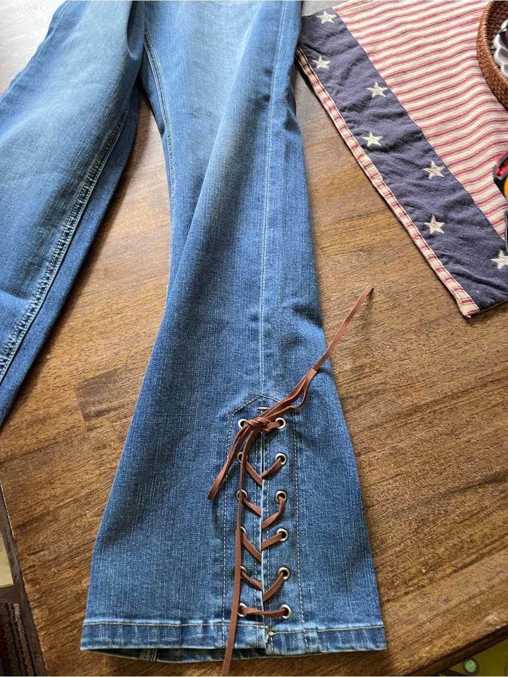 NWT. Flamingals Wash Grommet Eyelet Lace Up Mid Waist Flare Leg Jeans - Picture 6 of 7